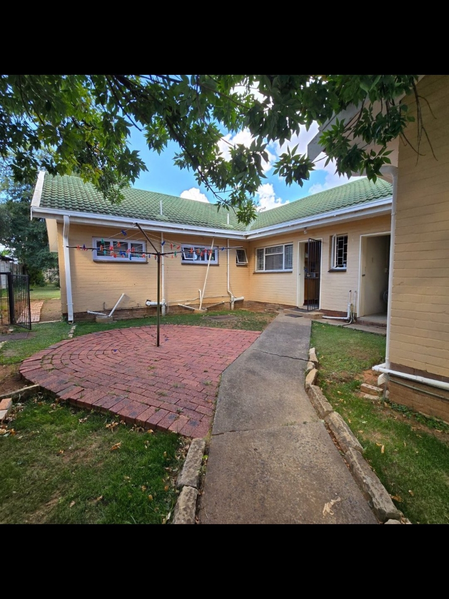 4 Bedroom Property for Sale in Brandwag Free State